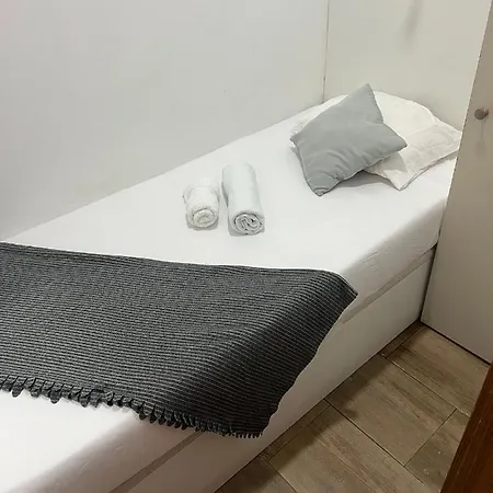 Quarto em Acomodações Particulares Pensamento 12b