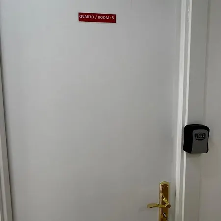 Quarto em Acomodações Particulares Pensamento 12b