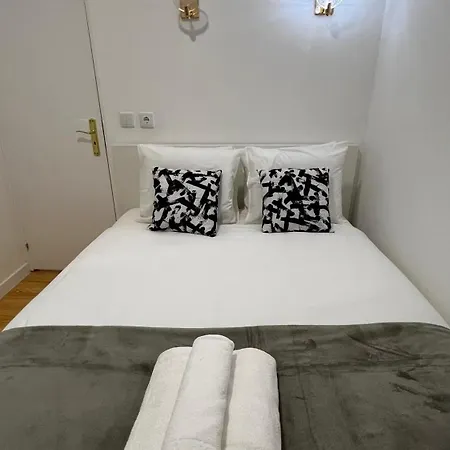 Quarto em Acomodações Particulares Pensamento 12b *