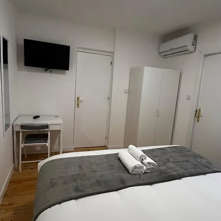 Pensamento 12b Quarto em Acomodações Particulares