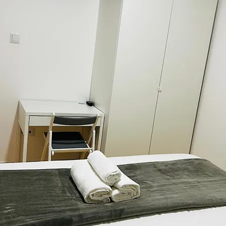 Quarto em Acomodações Particulares Pensamento 12b *